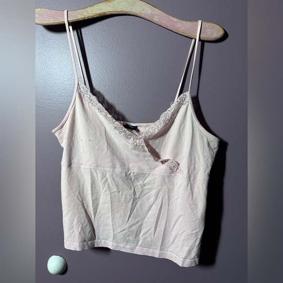 GAP Light Pink Lace Trim Top - Picture 1 of 4